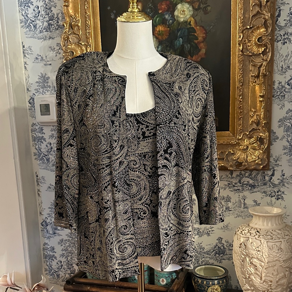 Alex Evenings Elegant Black and Gray glittering Paisley Twin Set size M